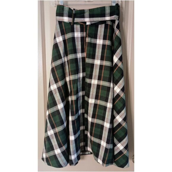 Plaid Skirt - Picture 3 of 6